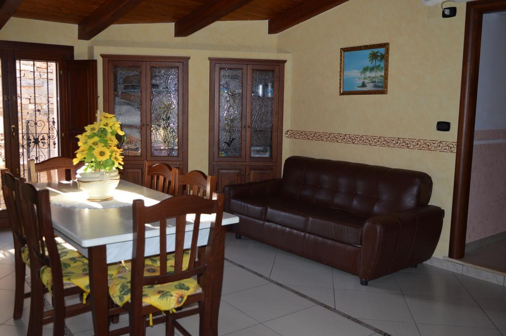 Hotel La Stella Del Pollino San Lorenzo Bellizzi Exteriér fotografie
